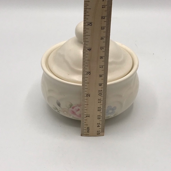 Vintage Pfaltzgraff Tea Rose sugar and creamer beige with pink roses. - Picture 5 of 8